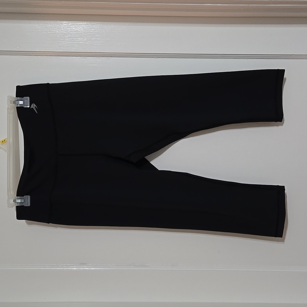 Compressionz High Waisted Capri Leggings For Women, XL, Black